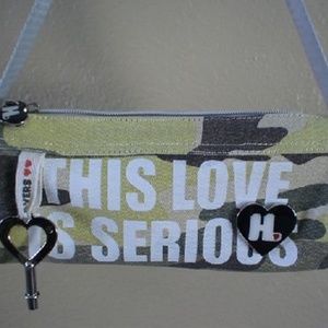 Harajuku Lovers Catwalk Camo Serious Handbag
